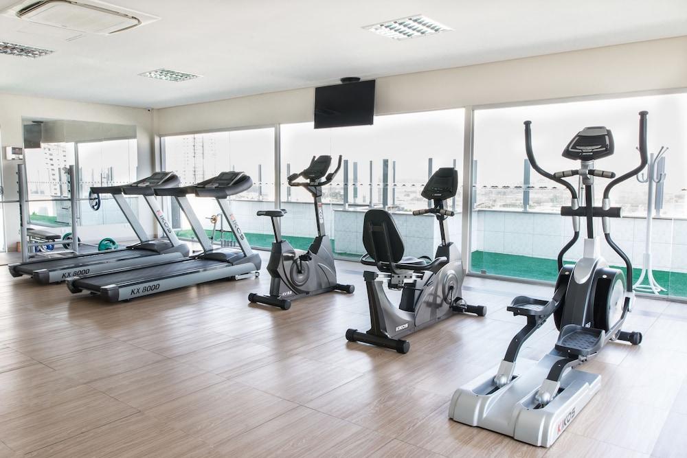 Summit Hotel Monaco Γκουαρούλιος Εξωτερικό φωτογραφία