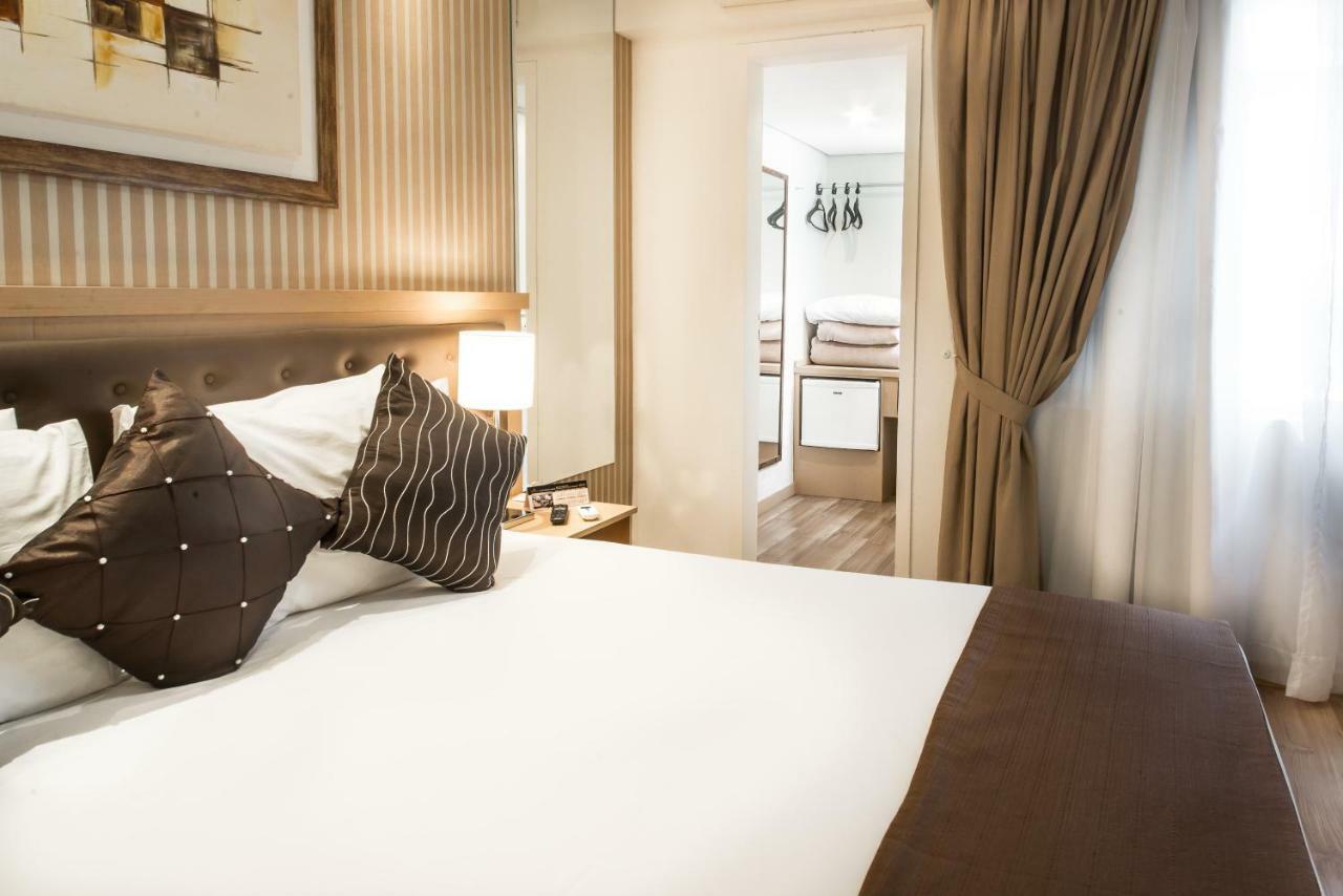Summit Hotel Monaco Γκουαρούλιος Εξωτερικό φωτογραφία